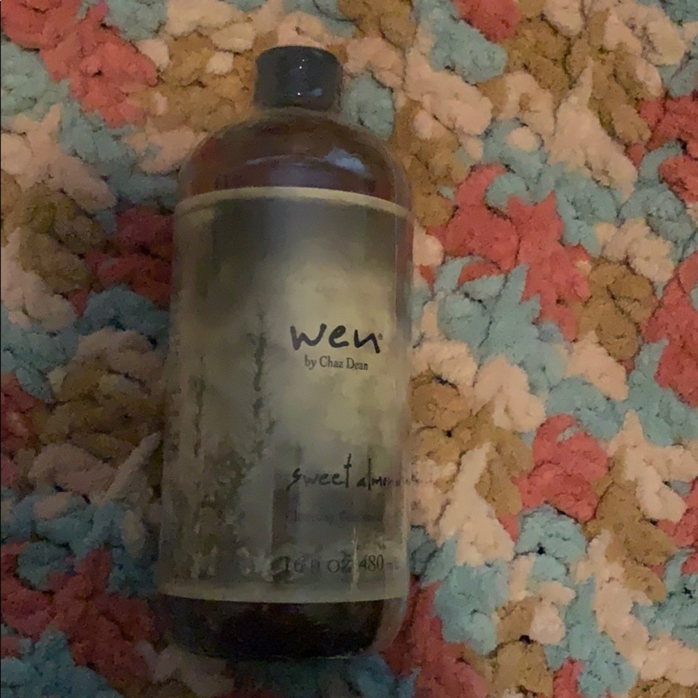 Wen Sweet Almond Mint Cleansing Conditioner